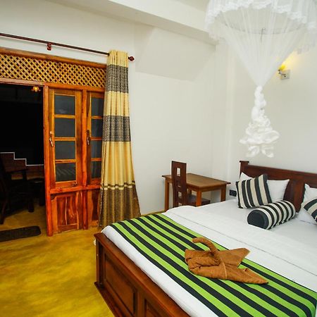 Dinaro Guest Hotel Ella Exterior photo