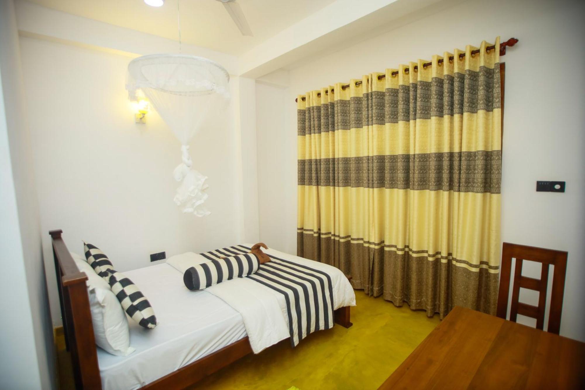 Dinaro Guest Hotel Ella Exterior photo