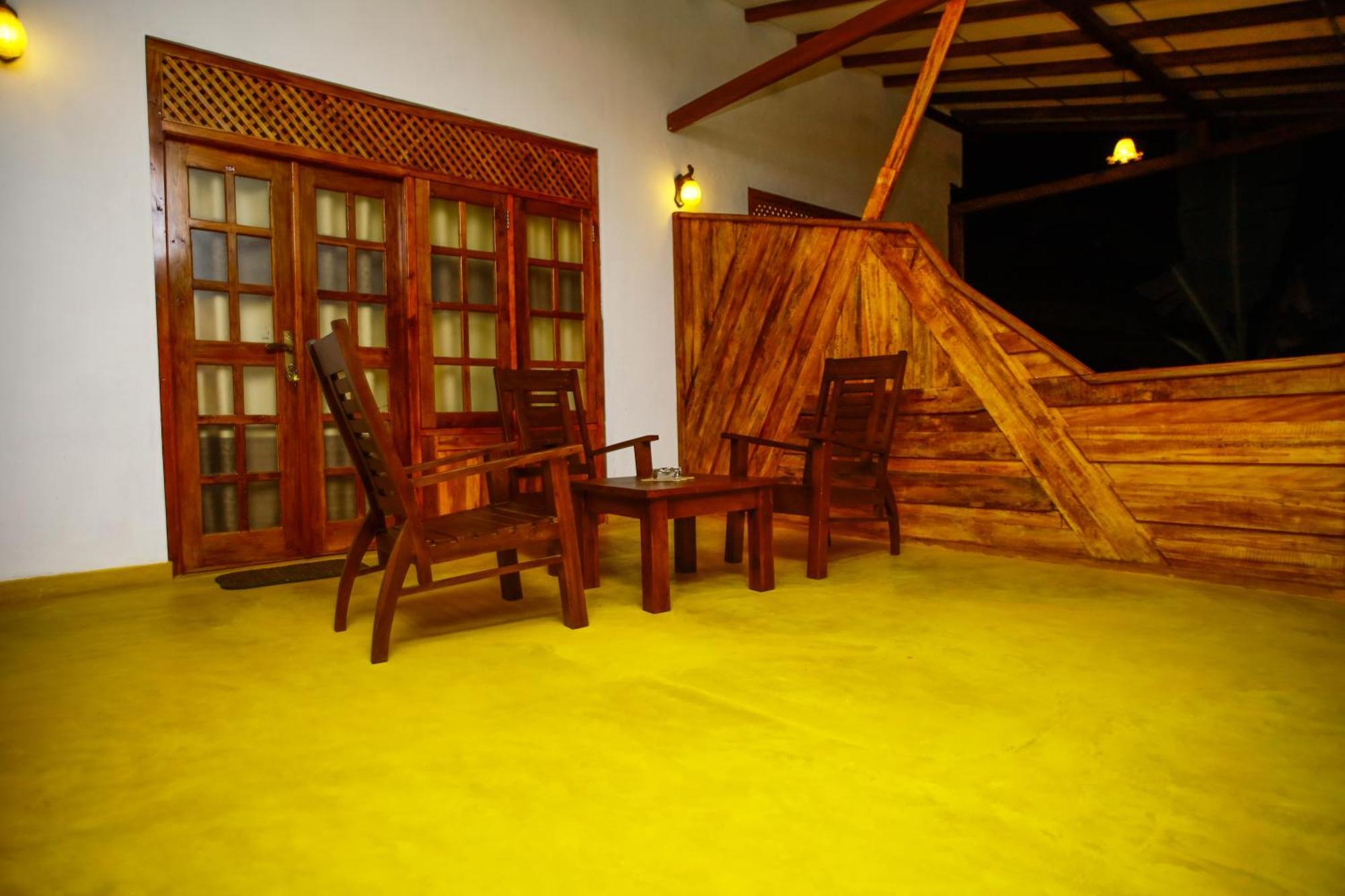 Dinaro Guest Hotel Ella Exterior photo