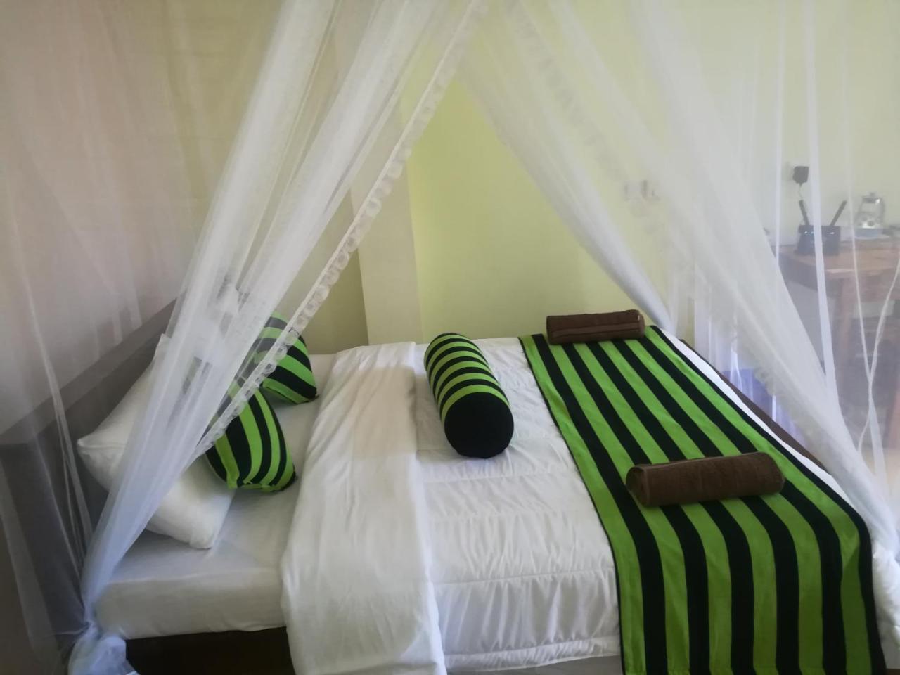 Dinaro Guest Hotel Ella Exterior photo