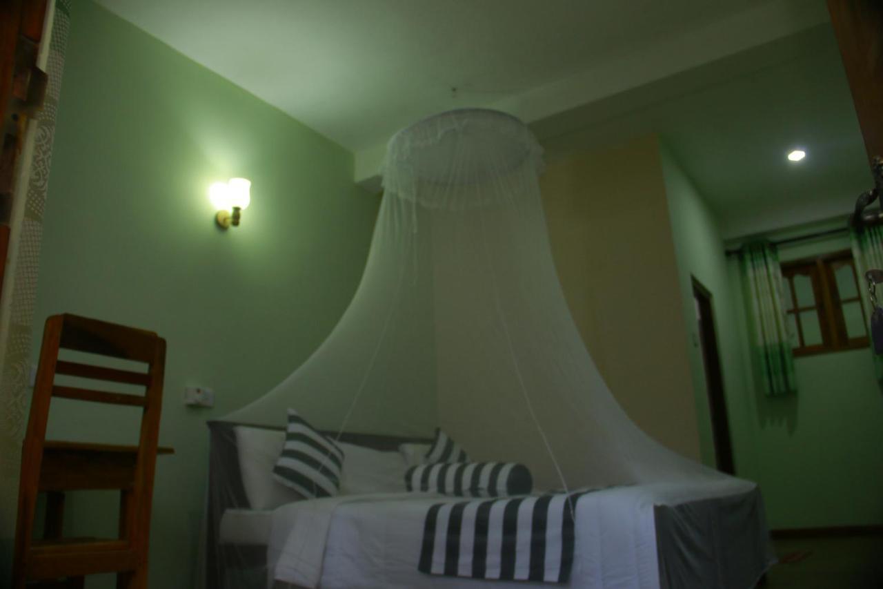 Dinaro Guest Hotel Ella Exterior photo